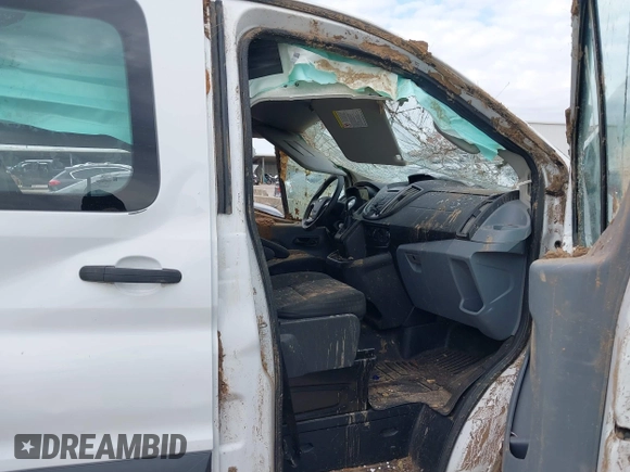 2018 Ford Transit Passenger XL с VIN 1FBZX2YG5JKB15655, выставлен на аукционе IAAI как лот 41227727 с пробегом 107 291 миль миль и . История ставок и продаж доступна на DreamBid. Изображение 5.