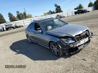 2011 Mercedes-Benz C 350 Sport z VIN WDDGF5GB0BR137395, wystawiony jako Copart lot #75767944 z przebiegiem 158 087 mil mil oraz Szkoda całkowita • Salvage title. Historia ofert i sprzedaży dostępna na DreamBid. Obrazek 4.