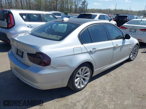 2011 BMW 3 Series 328i with VIN WBAPH5G53BNM75795, listed as a IAAI auction lot 41963832 with 215,274 mi miles and . Bid and sale history available at carsss.com. Image 4.