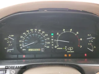 2002 Lexus LX 470 z VIN JTJHT00W423522126, wystawiony jako Copart lot #56582855 z przebiegiem 280 679 mil mil oraz Szkoda całkowita • Salvage title. Historia ofert i sprzedaży dostępna na DreamBid. Obrazek 9.