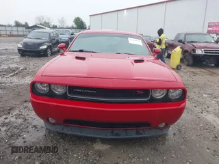 2013 Dodge Challenger R/T with VIN 2C3CDYBT5DH588006, listed as a IAAI auction lot 41858679 with 160,911 mi miles. Bid and sale history available at carsss.com. Image 6.
