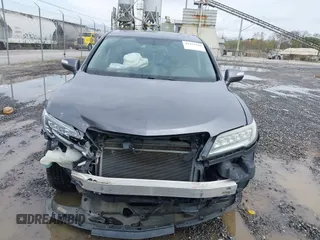 2018 Acura RDX Technology with VIN 5J8TB4H51JL010679, listed as a IAAI auction lot 41973440 with 97,643 mi miles and . Bid and sale history available at carsss.com. Image 13.