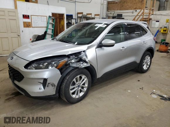 2020 Ford Escape SE with VIN 1FMCU9G6XLUC67624, listed as a Copart auction lot 52592495 with 60,071 mi miles and Salvage Title. Bid and sale history available at carsss.com. Image 1.