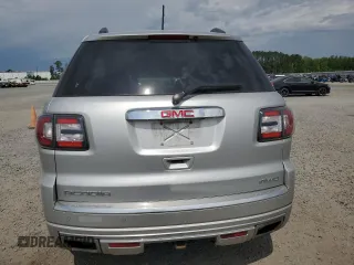 2015 GMC Acadia Denali z VIN 1GKKVTKD8FJ221624, wystawiony jako Copart lot #53885145 z przebiegiem 139 175 mil mil oraz Szkoda całkowita • Salvage title. Historia ofert i sprzedaży dostępna na DreamBid. Obrazek 6.