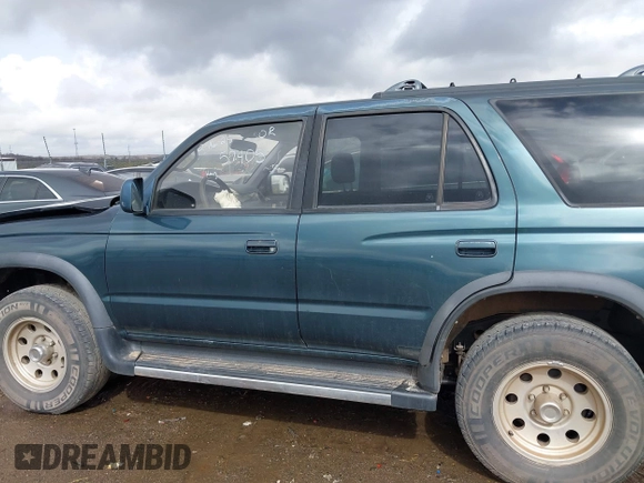 1998 Toyota 4Runner SR5 с VIN JT3GN86R9W0057136, выставлен на аукционе IAAI как лот 41702261 с пробегом 182 267 миль миль и . История ставок и продаж доступна на DreamBid. Изображение 14.