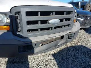 2005 Ford Super Duty F-250 XL with VIN 1FTSX20505EC46780, listed as a IAAI auction lot 41487266 with 1 mi miles. Bid and sale history available at carsss.com. Image 6.