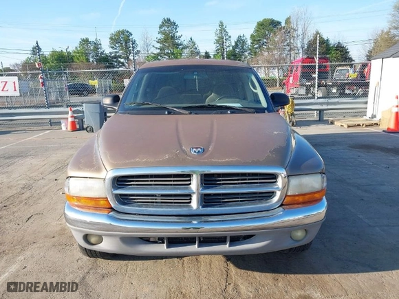 2001 Dodge Dakota Sport with VIN 1B7GL2ANX1S217475, listed as a IAAI auction lot 41917542 with 213425 miles. Bid and sale history available at carsss.com. Image 6.