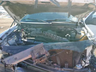 2004 Ford F-150 XLT z VIN 1FTPX04574KD02959, wystawiony jako Copart lot #46102015 z przebiegiem 181 397 mil mil oraz Szkoda całkowita • Salvage title. Historia ofert i sprzedaży dostępna na DreamBid. Obrazek 11.