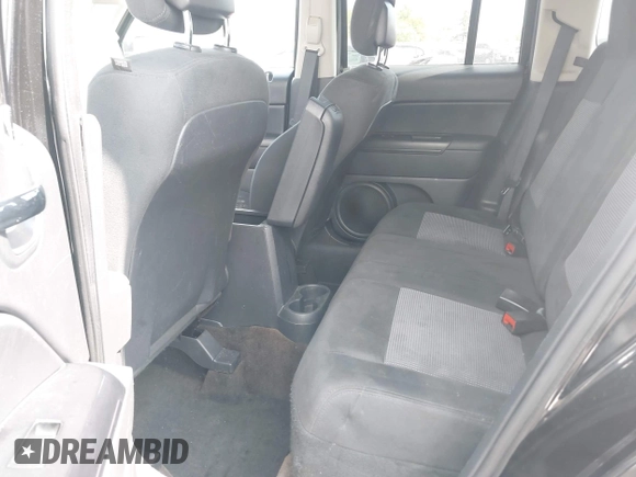 2015 Jeep Patriot Sport with VIN 1C4NJPBB8FD262960, listed as a IAAI auction lot 42027515 with 187,531 mi miles and . Bid and sale history available at DreamBid. Image 8.