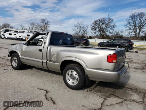 1998 GMC Sonoma z VIN 1GTCS1446W8541476, wystawiony jako Copart lot #89066195 z przebiegiem 177 126 mil mil oraz Nie do naprawy. Historia ofert i sprzedaży dostępna na DreamBid. Obrazek 2.