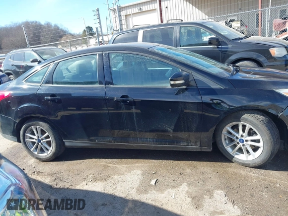 2016 Ford Focus SE with VIN 1FADP3F29GL304823, listed as a IAAI auction lot 41720924 with 82,245 mi miles. Bid and sale history available at carsss.com. Image 13.