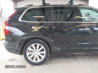 2018 Volvo XC90 Momentum with VIN YV4102PK2J1343506, listed as a IAAI auction lot 41763318 with 89,203 mi miles. Bid and sale history available at carsss.com. Image 6.