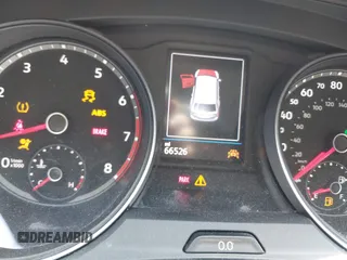 2018 Volkswagen Atlas SE with VIN 1V2DR2CA3JC580575, listed as a IAAI auction lot 41939880 with 66,526 mi miles and . Bid and sale history available at DreamBid. Image 7.