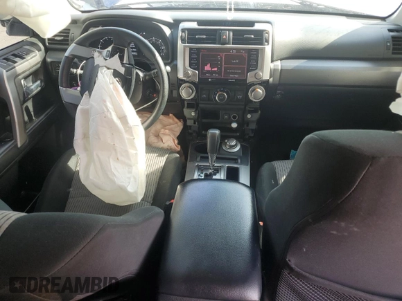2021 Toyota 4Runner SR5 with VIN JTEMU5JR9M5895976, listed as a Copart auction lot 54110465 with 98,469 mi miles and Salvage title. Bid and sale history available at DreamBid. Image 8.