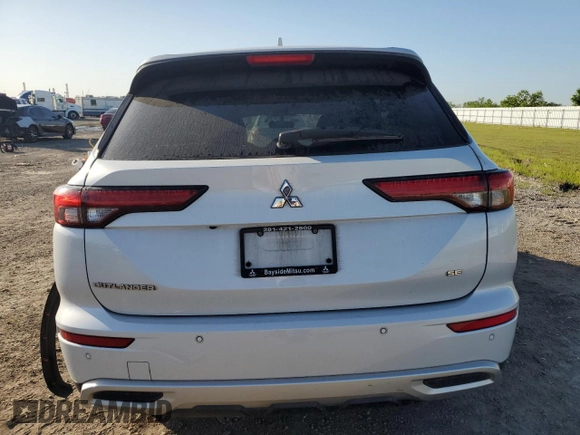 2022 Mitsubishi Outlander SE z VIN JA4J3UA80NZ026246, wystawiony jako Copart lot #52438755 z przebiegiem Nie podano mil oraz Szkoda całkowita • Salvage title. Historia ofert i sprzedaży dostępna na DreamBid. Obrazek 6.