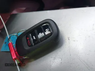 2025 Honda Civic Type R z VIN JHMFL5G46SX002433, wystawiony jako IAAI lot #42097750 z przebiegiem 3 270 mil mil oraz . Historia ofert i sprzedaży dostępna na DreamBid. Obrazek 11.
