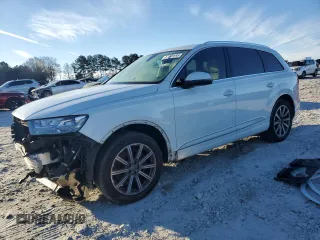 2018 Audi Q7 Premium Plus with VIN WA1LHAF73JD023082, listed as a Copart auction lot 87902695 with 111,141 mi miles and Salvage Title. Bid and sale history available at carsss.com. Image 1.