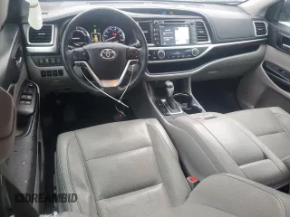 2016 Toyota Highlander Hybrid Limited with VIN 5TDDCRFH5GS018687, listed as a Copart auction lot 43478525 with 123,088 mi miles and Salvage Title. Bid and sale history available at carsss.com. Image 8.