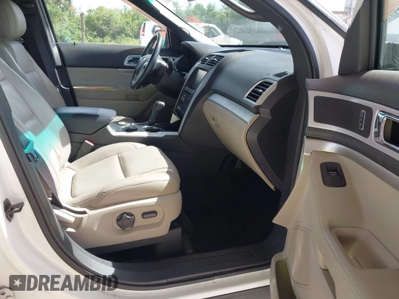 2011 Ford Explorer XLT with VIN 1FMHK7D83BGA41444, listed as a IAAI auction lot 41965742 with 101,633 mi miles and . Bid and sale history available at DreamBid. Image 5.