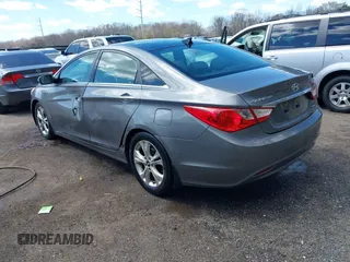 2012 Hyundai Sonata 2.4L Limited PZEV with VIN 5NPEC4ACXCH388939, listed as a IAAI auction lot 41880420 with 353,999 mi miles. Bid and sale history available at carsss.com. Image 3.