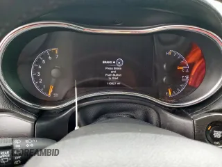 2018 Jeep Grand Cherokee Sterling z VIN 1C4RJEBG4JC322703, wystawiony jako Copart lot #60742505 z przebiegiem 110 621 mil mil oraz Szkoda całkowita • Salvage title. Historia ofert i sprzedaży dostępna na DreamBid. Obrazek 9.