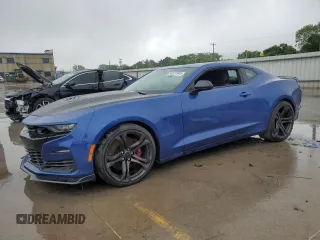 2019 Chevrolet Camaro 1SS z VIN 1G1FE1R72K0119102, wystawiony jako Copart lot #54521245 z przebiegiem 33 869 mil mil oraz Czysty tytuł • Clean title. Historia ofert i sprzedaży dostępna na DreamBid. Obrazek 1.
