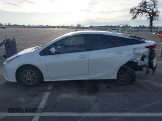 2018 Toyota Prius Two with VIN JTDKARFU1J3066710, listed as a IAAI auction lot 41636185 with 123,399 mi miles. Bid and sale history available at carsss.com. Image 14.