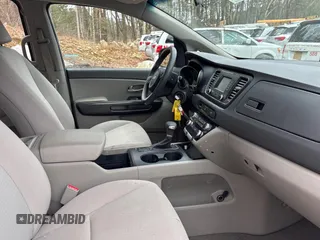 2017 Kia Sedona L with VIN KNDMA5C1XH6264738, listed as a Copart auction lot 50898905 with 151,513 mi miles and Clean Title. Bid and sale history available at carsss.com. Image 5.