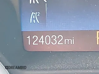 2016 Ford Focus SE с VIN 1FADP3K2XGL345936, выставлен на аукционе IAAI как лот 42288377 с пробегом 124 032 миль миль и . История ставок и продаж доступна на DreamBid. Изображение 7.