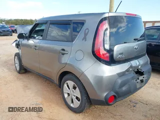2016 Kia Soul with VIN KNDJN2A27G7400446, listed as a IAAI auction lot 41879898 with 106,903 mi miles. Bid and sale history available at carsss.com. Image 3.