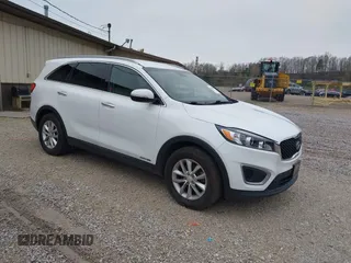 2016 Kia Sorento LX with VIN 5XYPGDA59GG150351, listed as a IAAI auction lot 42006707 with 152,617 mi miles and . Bid and sale history available at carsss.com. Image 1.