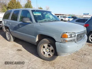 2002 GMC Yukon SLT with VIN 1GKEK13Z12J152306, listed as a IAAI auction lot 41689896 with 194,525 mi miles. Bid and sale history available at carsss.com. Image 1.