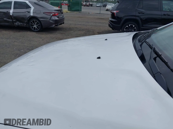 2019 Jeep Cherokee Latitude z VIN 1C4PJLCB8KD145129, wystawiony jako IAAI lot #42291722 z przebiegiem 89 155 mil mil oraz . Historia ofert i sprzedaży dostępna na DreamBid. Obrazek 6.