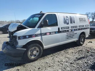 2018 Chevrolet Express Cargo with VIN 1GCWGAFG4J1338495, listed as a Copart auction lot 88013295 with 141,681 mi miles and Salvage title. Bid and sale history available at DreamBid. Image 1.