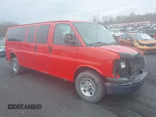 2013 Chevrolet Express Passenger 1LS z VIN 1GAZGZFA0D1175302, wystawiony jako IAAI lot #41966297 z przebiegiem 89 514 mil mil oraz . Historia ofert i sprzedaży dostępna na DreamBid. Obrazek 1.