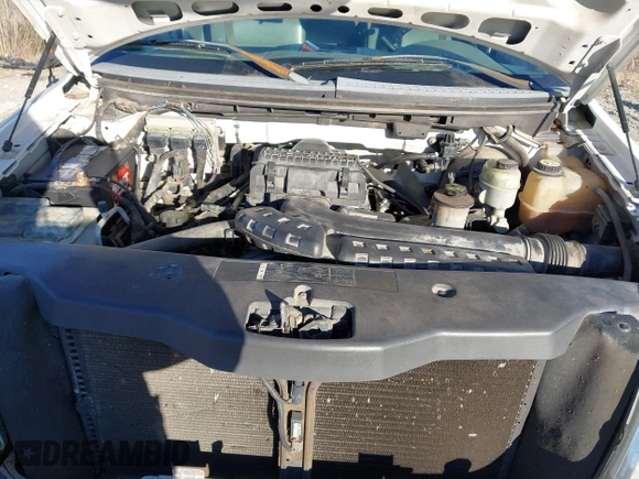 2005 Ford F-150 XL with VIN 1FTPF125X5NA95687, listed as a IAAI auction lot 41737229 with 181,495 mi miles. Bid and sale history available at carsss.com. Image 10.