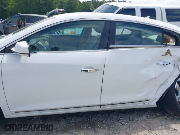 2013 Buick LaCrosse Leather with VIN 1G4GC5E30DF280524, listed as a IAAI auction lot 42216828 with 107,045 mi miles and . Bid and sale history available at DreamBid. Image 14.