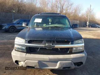 2003 Chevrolet Avalanche z VIN 3GNEK13T53G298810, wystawiony jako IAAI lot #41818384 z przebiegiem 249 898 mil mil oraz . Historia ofert i sprzedaży dostępna na DreamBid. Obrazek 6.