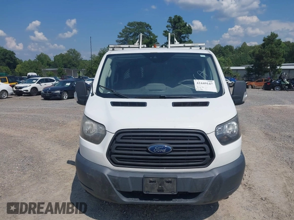 2017 Ford Transit z VIN 1FTYR1YM8HKA85286, wystawiony jako IAAI lot #42449147 z przebiegiem 230 391 mil mil oraz . Historia ofert i sprzedaży dostępna na DreamBid. Obrazek 12.