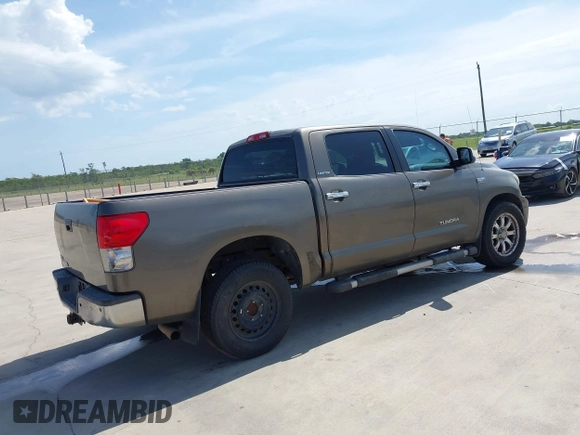 2007 Toyota Tundra Limited z VIN 5TBEV58147S460599, wystawiony jako IAAI lot #42476925 z przebiegiem Nie podano mil oraz . Historia ofert i sprzedaży dostępna na DreamBid. Obrazek 4.