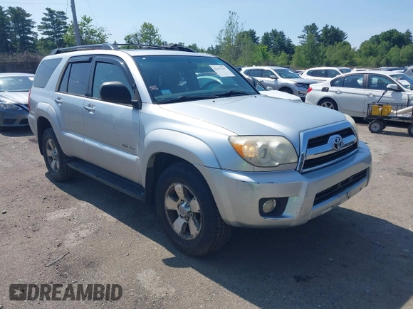 2006 Toyota 4Runner SR5 z VIN JTEBU14R360098120, wystawiony jako IAAI lot #42437637 z przebiegiem 225 753 mil mil oraz . Historia ofert i sprzedaży dostępna na DreamBid. Obrazek 1.