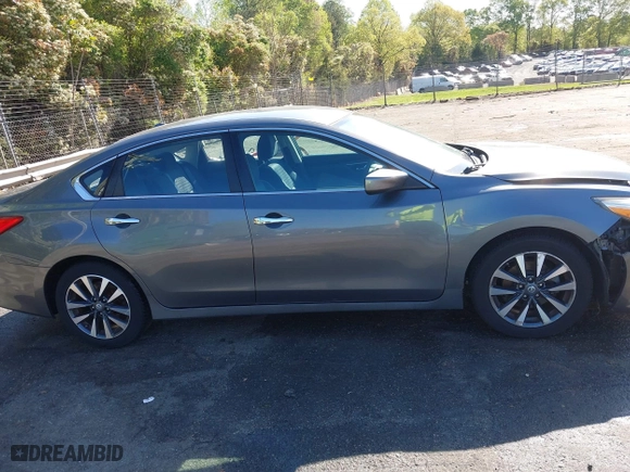 2017 Nissan Altima 2.5 SR with VIN 1N4AL3AP8HC141830, listed as a IAAI auction lot 41948607 with 103,509 mi miles. Bid and sale history available at carsss.com. Image 13.
