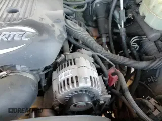 2001 Chevrolet Silverado 2500HD LS z VIN 1GCHK23UX1F192551, wystawiony jako Copart lot #83001994 z przebiegiem 241 641 mil mil oraz Szkoda całkowita • Salvage title. Historia ofert i sprzedaży dostępna na DreamBid. Obrazek 13.