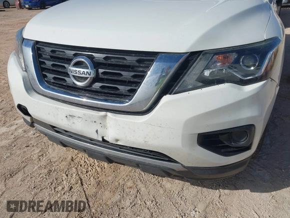 2017 Nissan Pathfinder Platinum with VIN 5N1DR2MM7HC673860, listed as a IAAI auction lot 41316250 with 124,117 mi miles and . Bid and sale history available at DreamBid. Image 18.