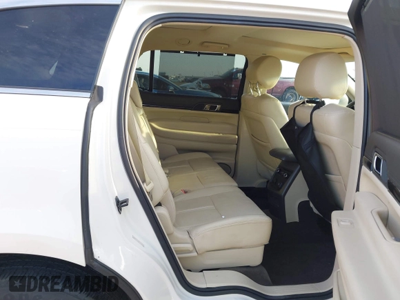 2014 Lincoln MKT EcoBoost z VIN 2LMHJ5AT3EBL50329, wystawiony jako IAAI lot #41434832 z przebiegiem 110 083 mil mil oraz . Historia ofert i sprzedaży dostępna na DreamBid. Obrazek 8.