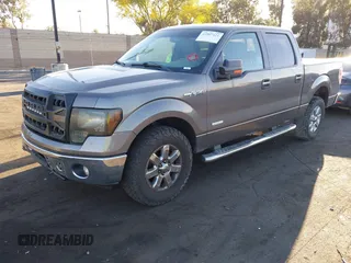 2014 Ford F-150 XL z VIN 1FTFW1CT0EFB69945, wystawiony jako IAAI lot #42507421 z przebiegiem 141 167 mil mil oraz . Historia ofert i sprzedaży dostępna na DreamBid. Obrazek 2.