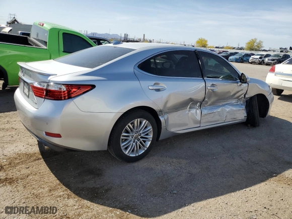 2015 Lexus ES 350 with VIN JTHBK1GG9F2165231, listed as a Copart auction lot 52171865 with 82,467 mi miles and Salvage Title. Bid and sale history available at carsss.com. Image 3.