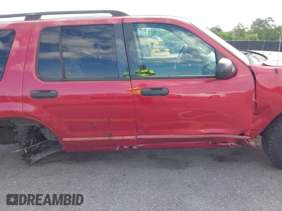 2003 Ford Explorer XLS z VIN 1FMZU62K53UC43048, wystawiony jako IAAI lot #42156423 z przebiegiem 153 619 mil mil oraz . Historia ofert i sprzedaży dostępna na DreamBid. Obrazek 13.