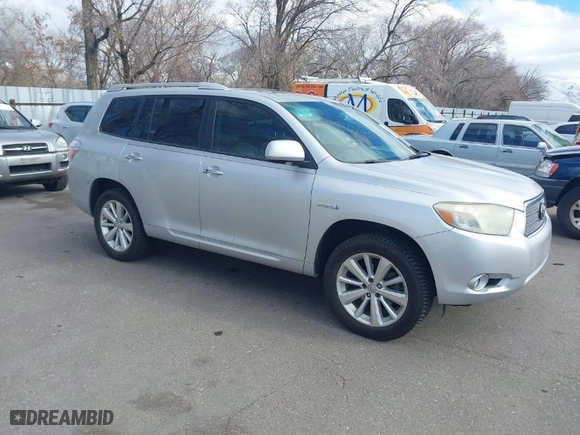 2008 Toyota Highlander Hybrid Limited with VIN JTEEW44A482004997, listed as a IAAI auction lot 41665056 with 297,452 mi miles. Bid and sale history available at carsss.com. Image 1.