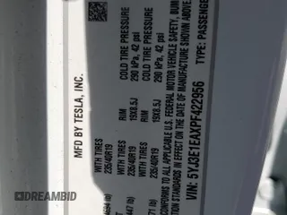 2023 Tesla Model 3 z VIN 5YJ3E1EAXPF422956, wystawiony jako Copart lot #52500285 z przebiegiem 24 082 mil mil oraz Nie do naprawy • Non repairable. Historia ofert i sprzedaży dostępna na DreamBid. Obrazek 12.
